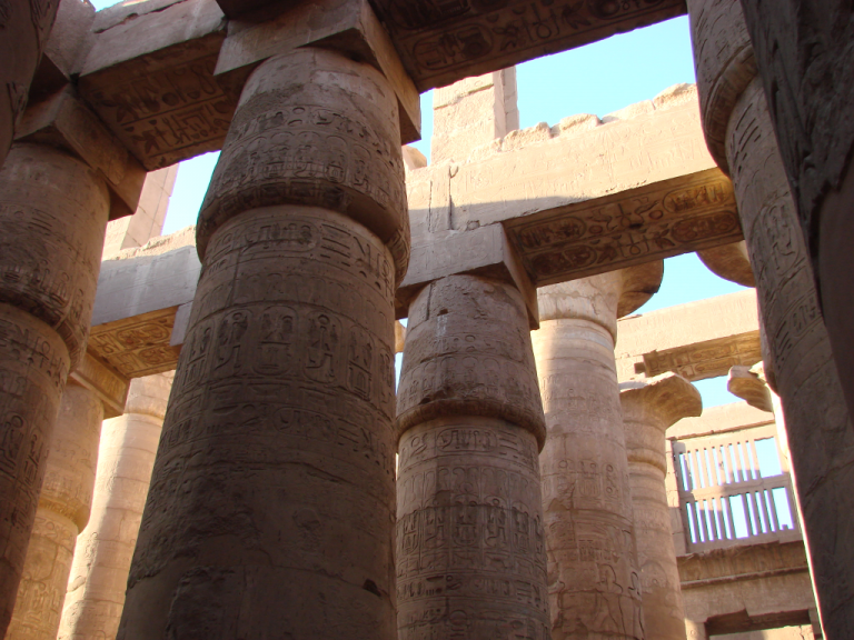 Karnak (lang)
